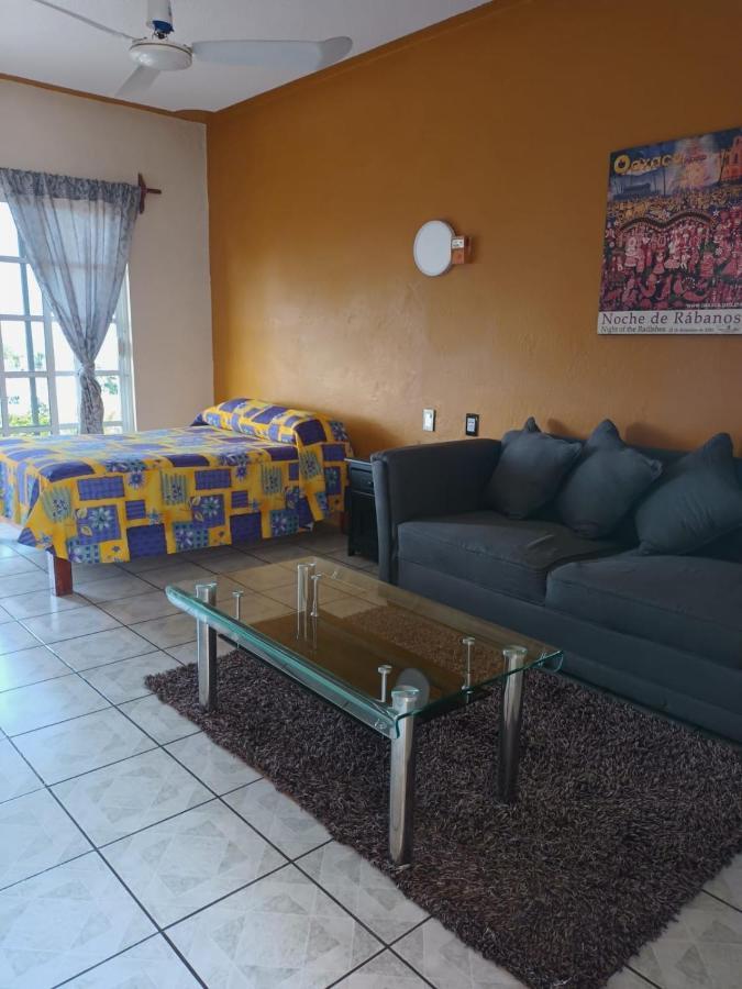 Hotel Casa Juanita Puerto Escondido  Εξωτερικό φωτογραφία